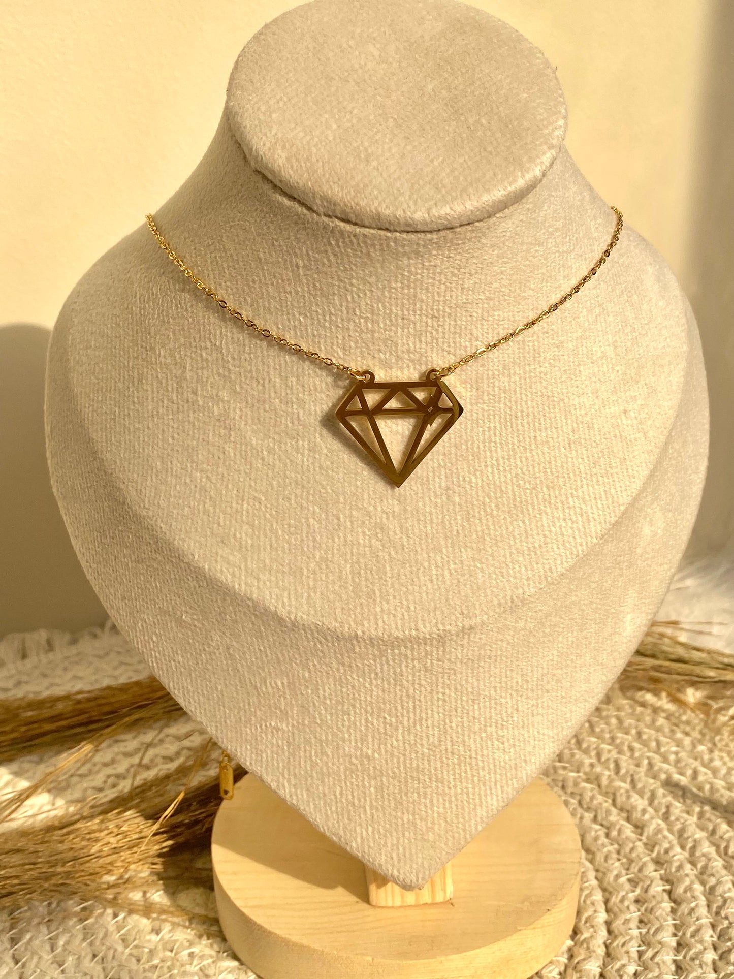 The jewel Necklace
