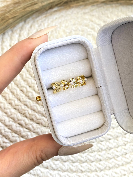 Double Pearls Ring