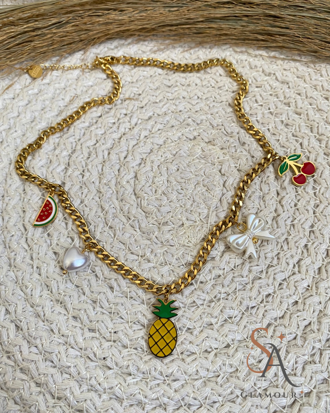 Pineapple Chocker